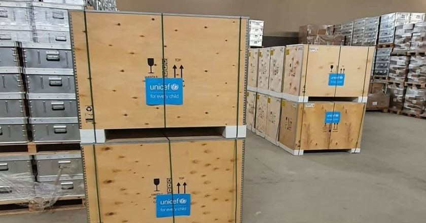 UNICEF Libya Delivers Refrigeration Units for Corona Vaccines