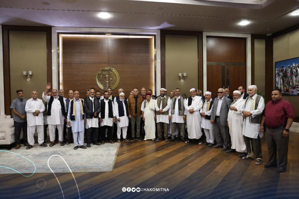 PM Dbeibeh meets with a municipal delegation representing area in nearby the city of Tripoli. 18 May 2025. (GNU photo)